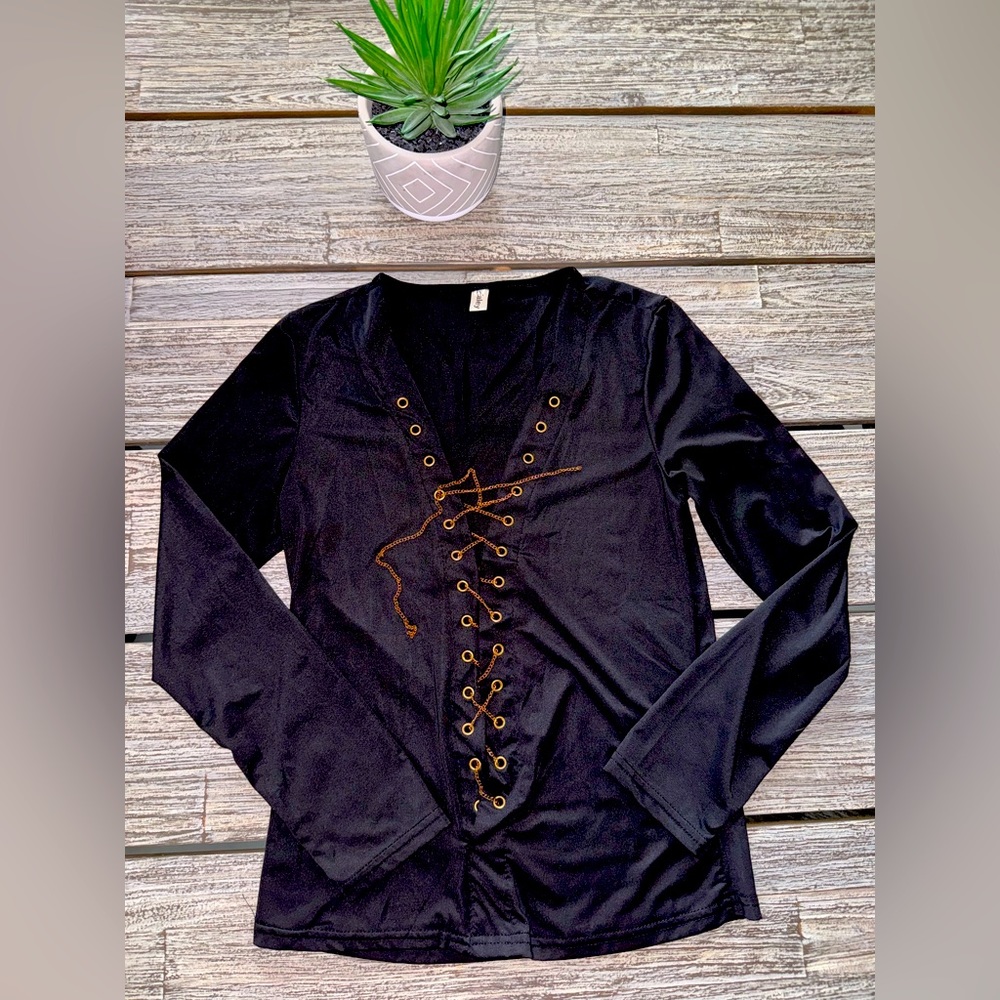 Women’s Black Long Sleeved stretch Tie-Up Gold Chain top,Sz MEDIUM